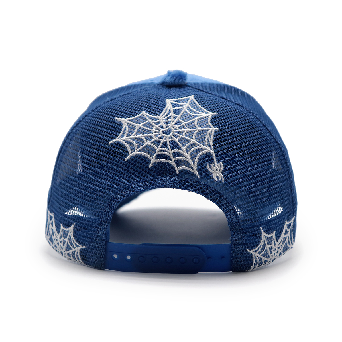 Curved Brim Custom Trucker Hats – Plush Embroidery Mesh Cap for Men & Women