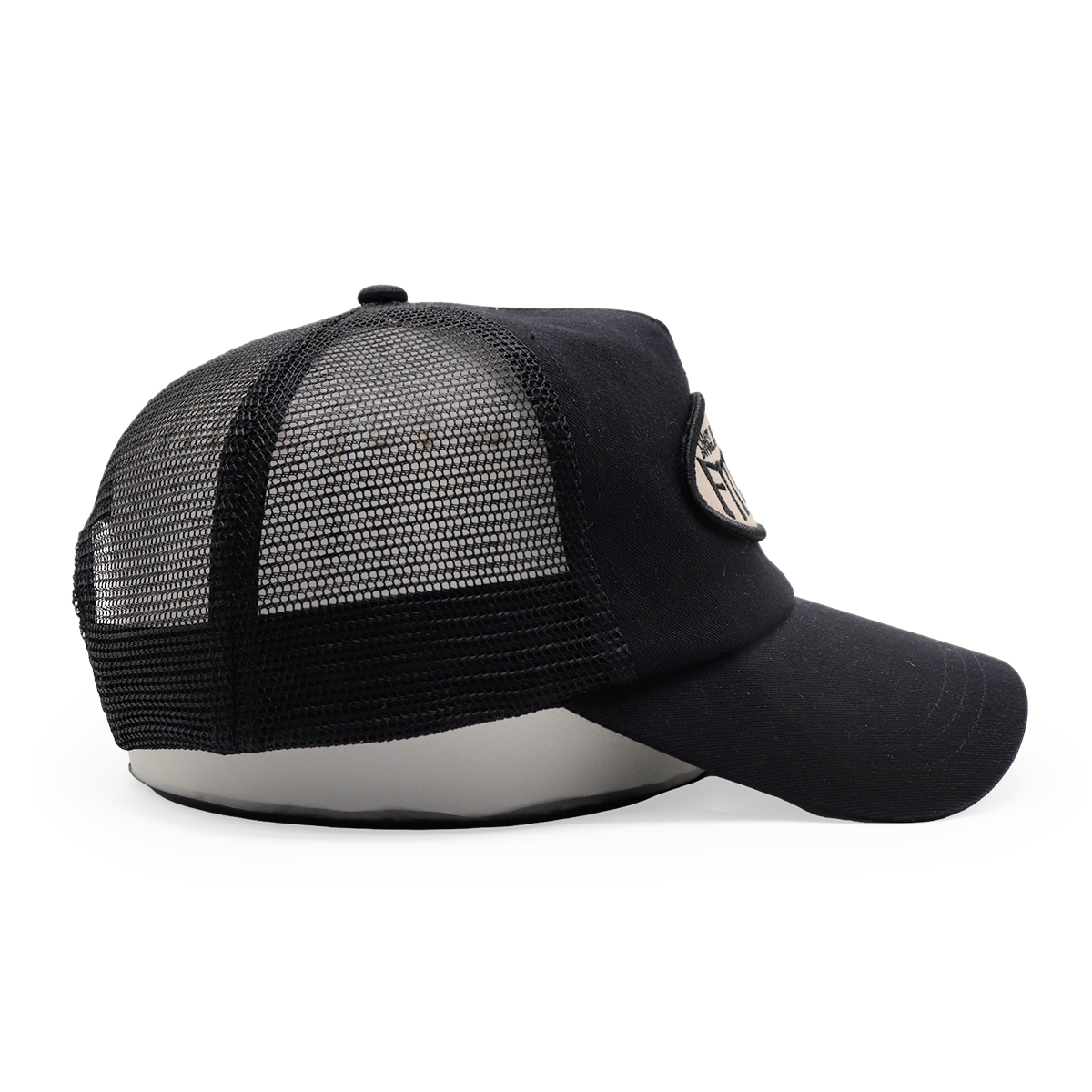 FITWELL Classic Mesh Trucker Hat – Retro Embroidered Logo Baseball Cap