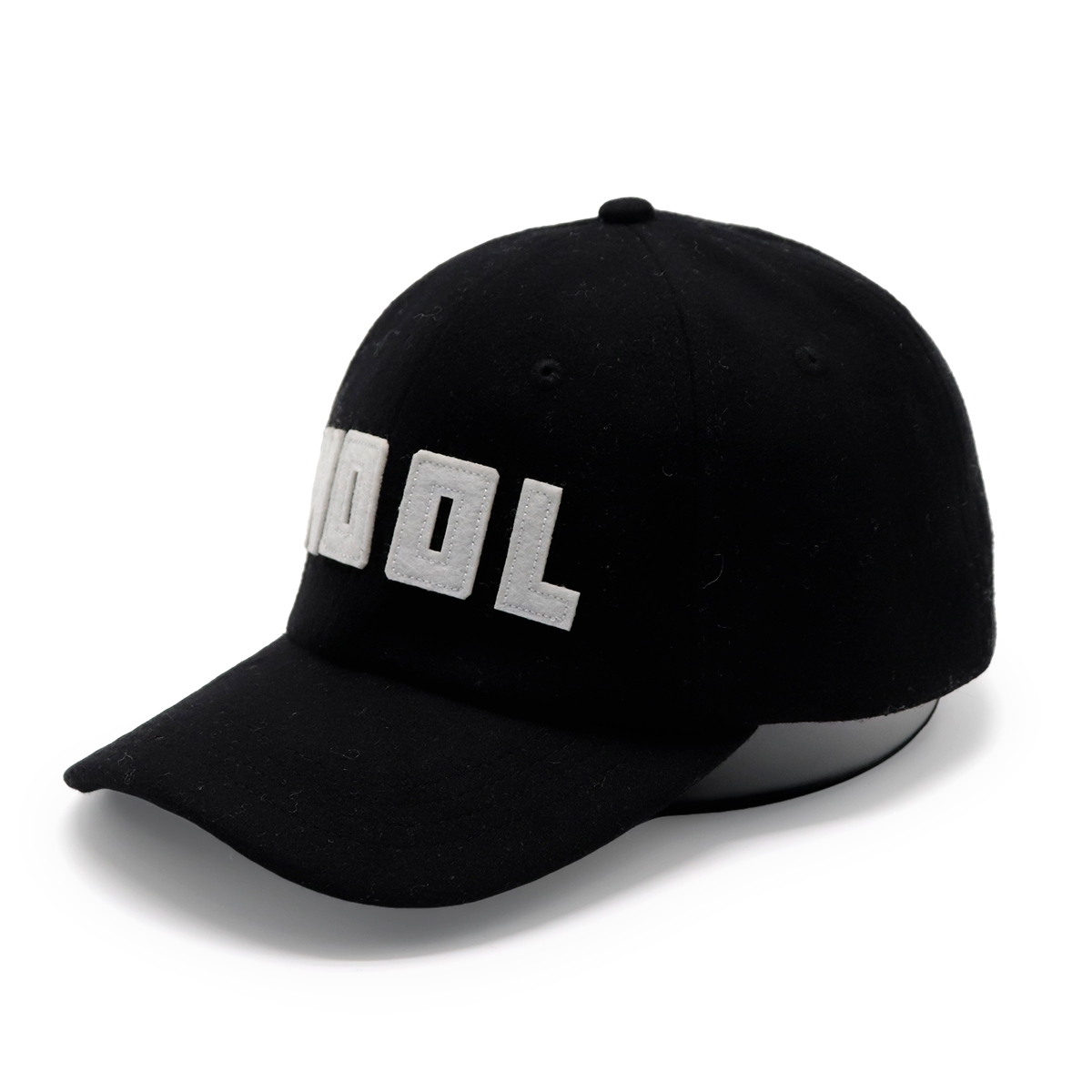 Chenille Patch Letter Wool Baseball Cap – Warm Retro Winter Hat, Unisex