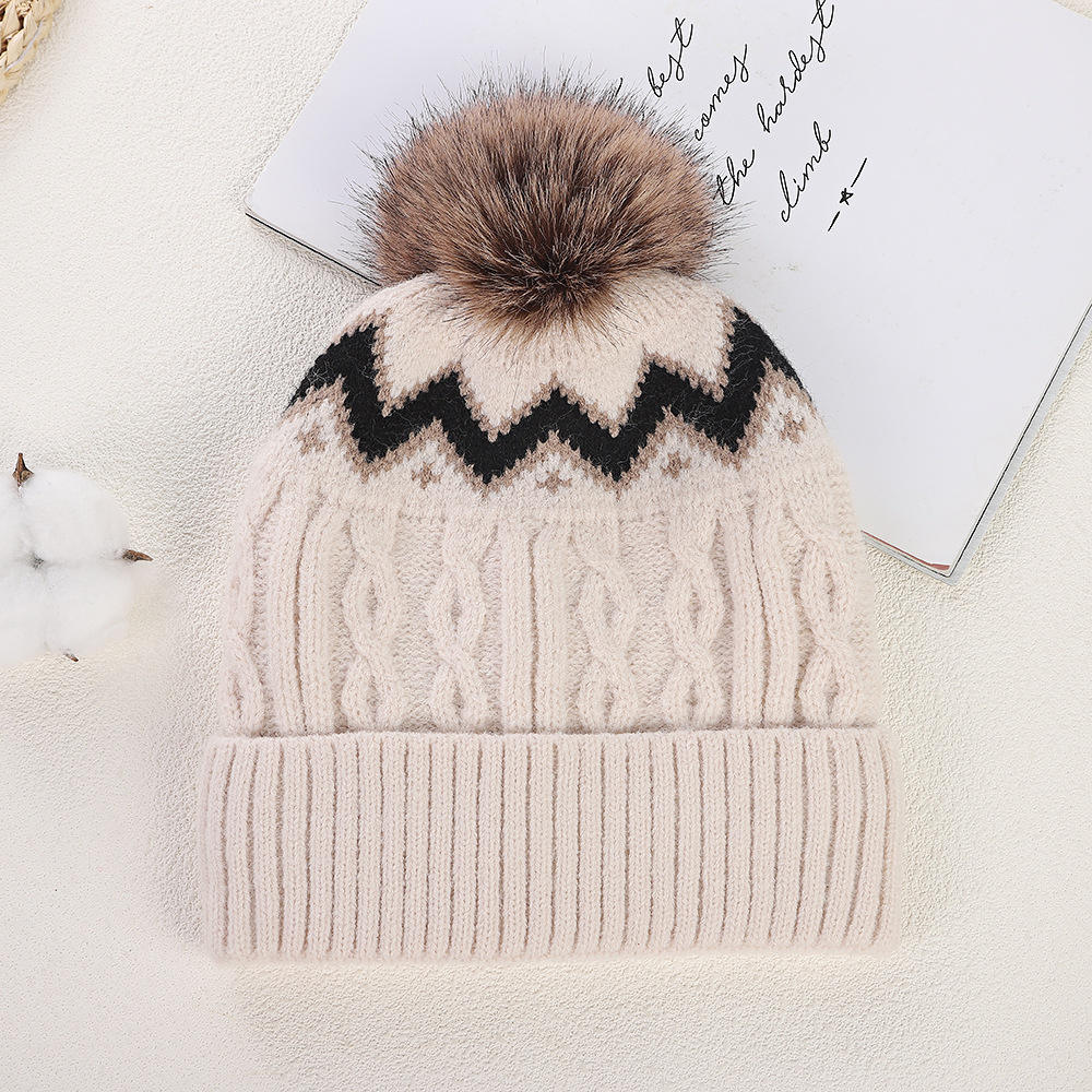 Winter Cable Knit Beanie with Faux Fur Pom – Warm, Soft & Stylish