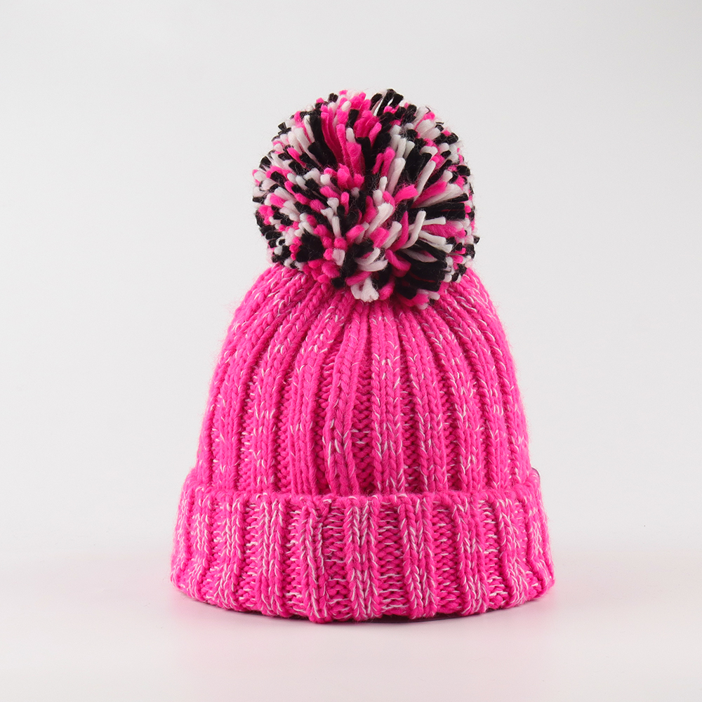 Warm Knit Pom Pom Hat – Soft Winter Beanie for Outdoor Comfort