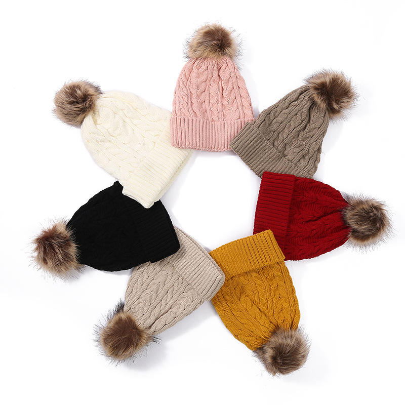Winter Cable Knit Pom Pom Beanie Hat with Faux Fur