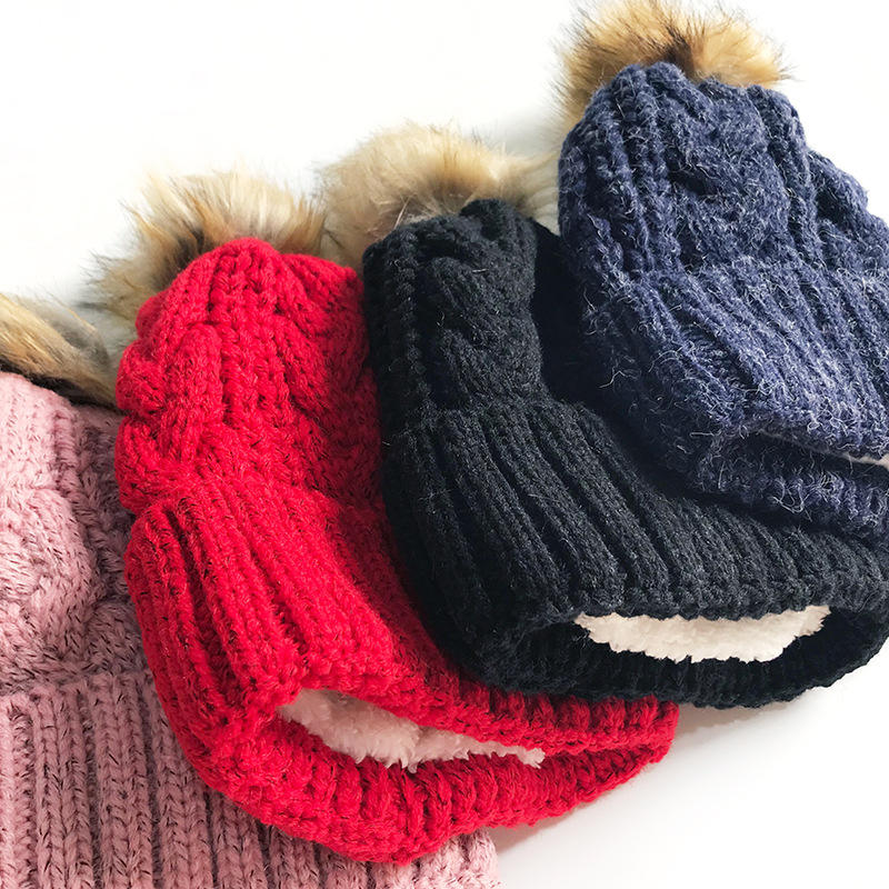 Winter Warm Knitted Pom Pom Hat for Women and Men