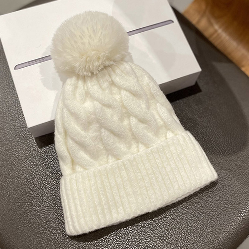 Winter Warm Cable Knit Pom Pom Beanie for Women and Men