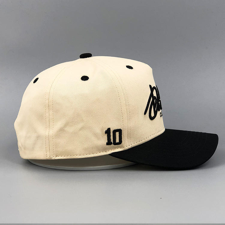 Two Tone Embroidered Logo Baseball Cap Cotton Twill Adjustable Snapback Hat