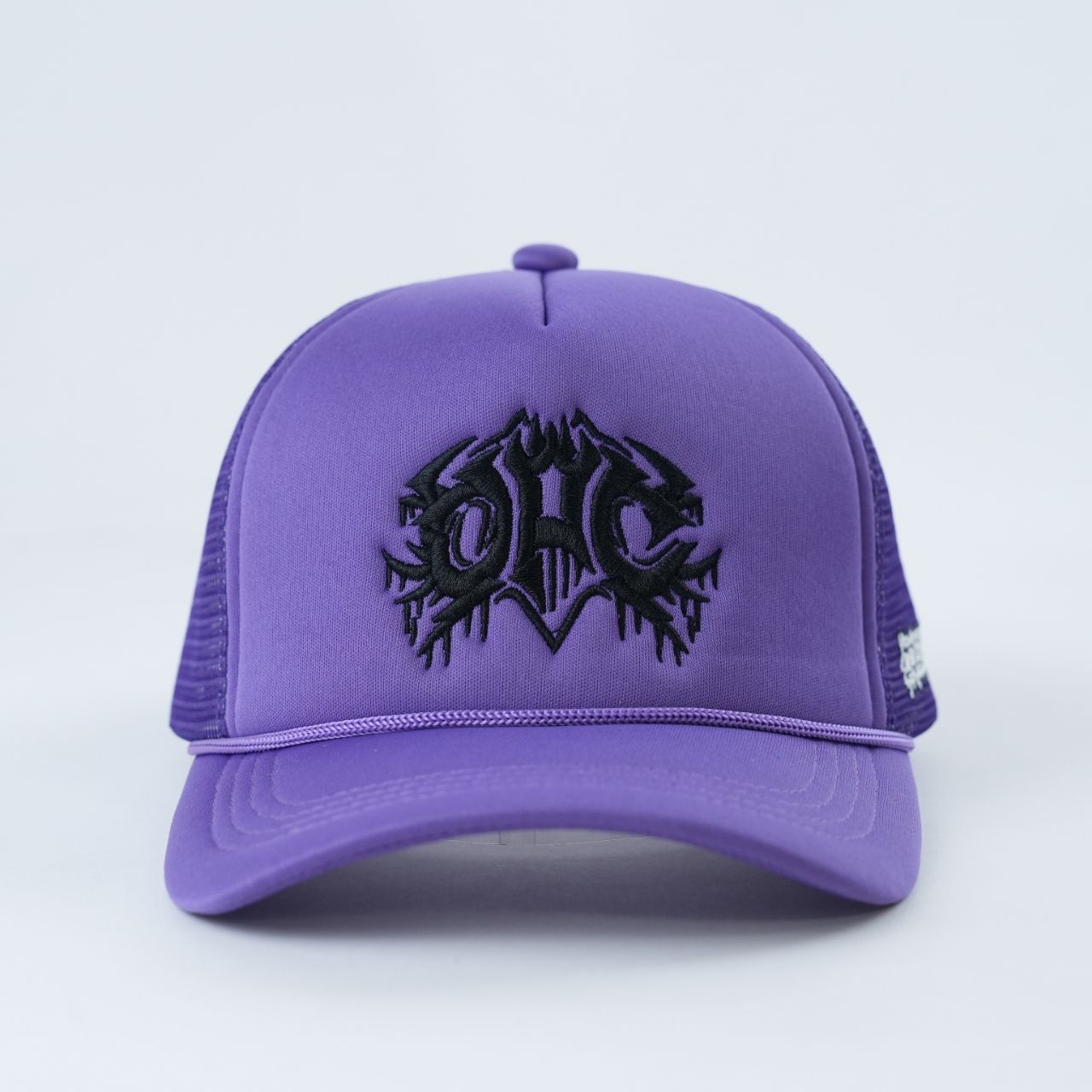 Metal-Inspired Graphic Foam Mesh Cap – Bold 5 Panel Curved Trucker Design
