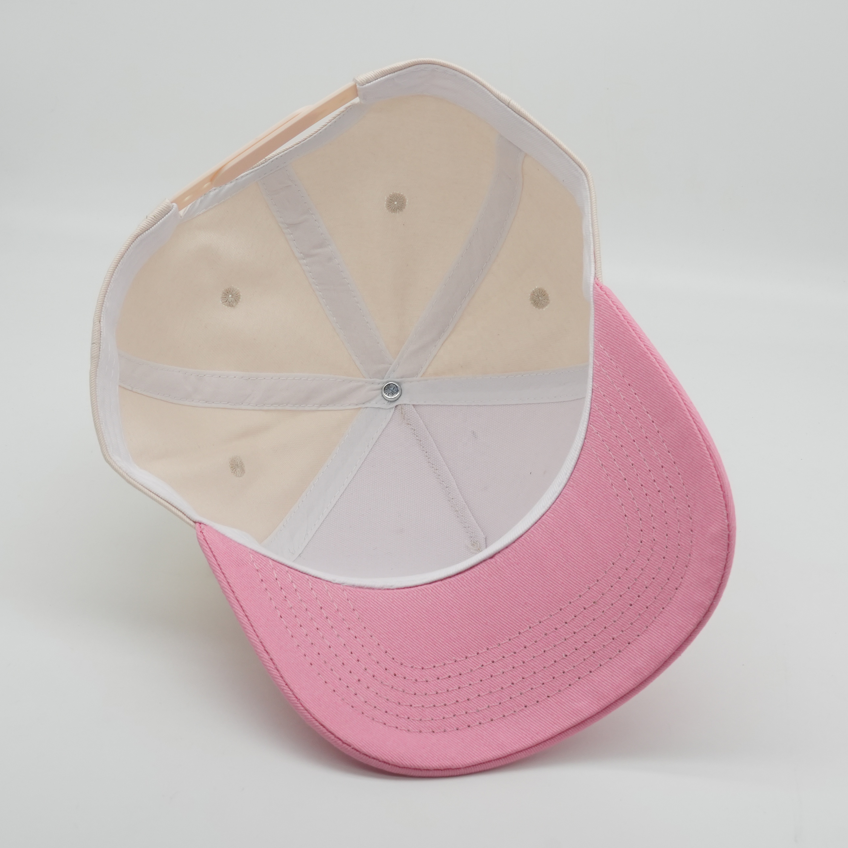 Cute Two-Tone 5-Panel Cotton Twill Baseball Cap with Bear Strawberry Embroidery