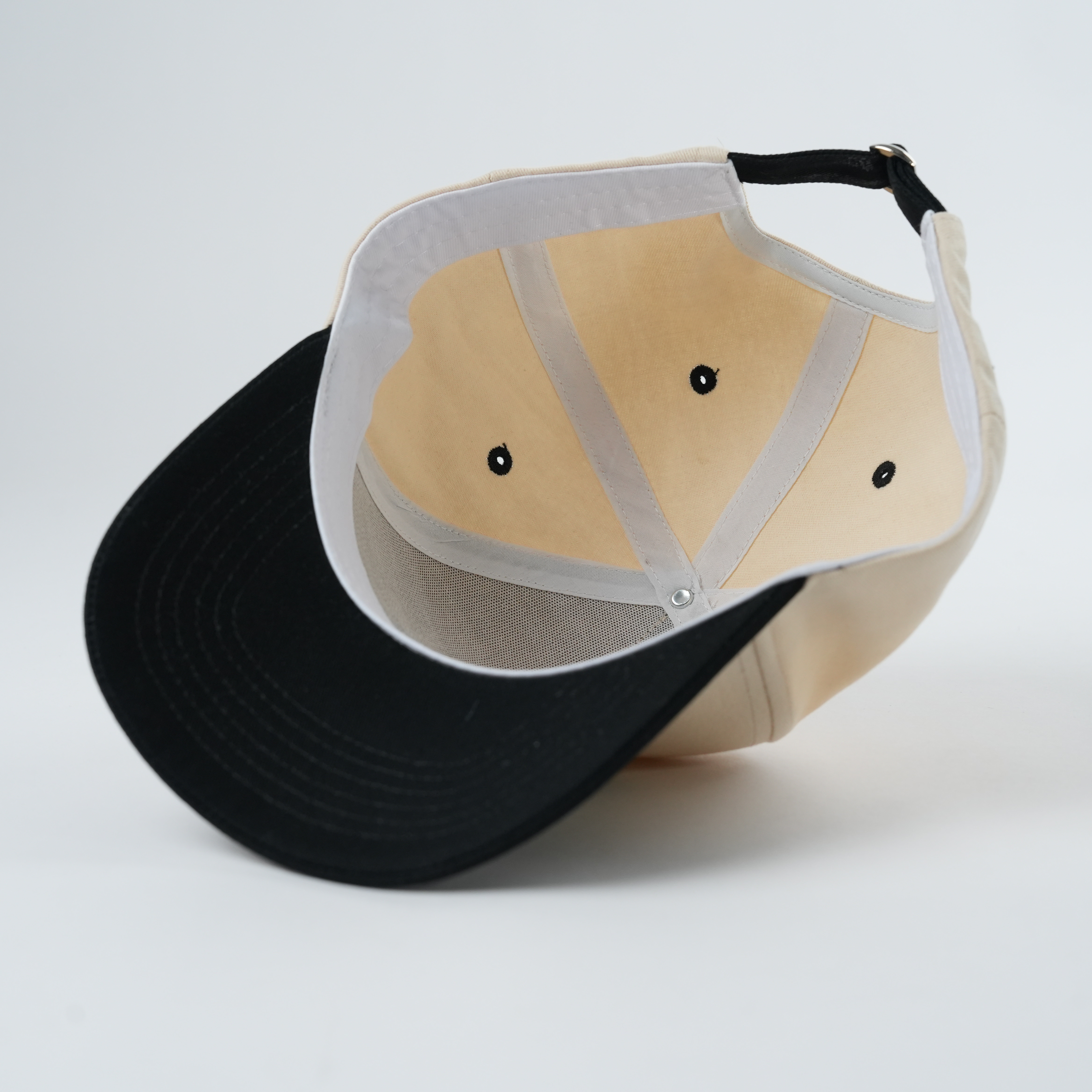 Two-Tone Sports Club Embroidered Cotton Twill Baseball Hat – 5 Panel Cap