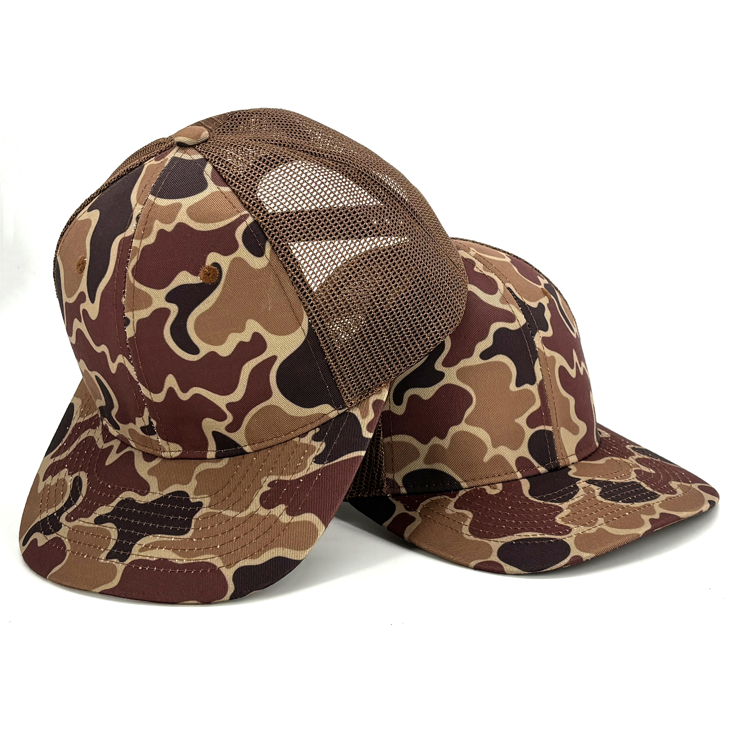 Tactical Mesh Back Camo Trucker Cap with Leather Patch – Breathable Outdoor Hat
