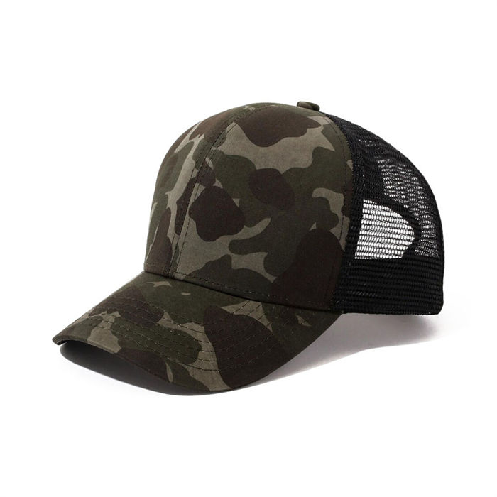 Camo Mesh Trucker Hat with Leather Patch – Adjustable Outdoor Hunting Cap