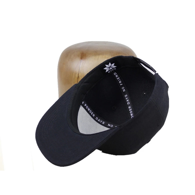 Black 6‑Panel Custom 3D Embroidered Snapback Hat – Streetwear Flat Brim Snapback Cap