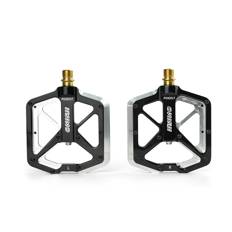 山地公路车CNC三培林锻造铝合金脚踏