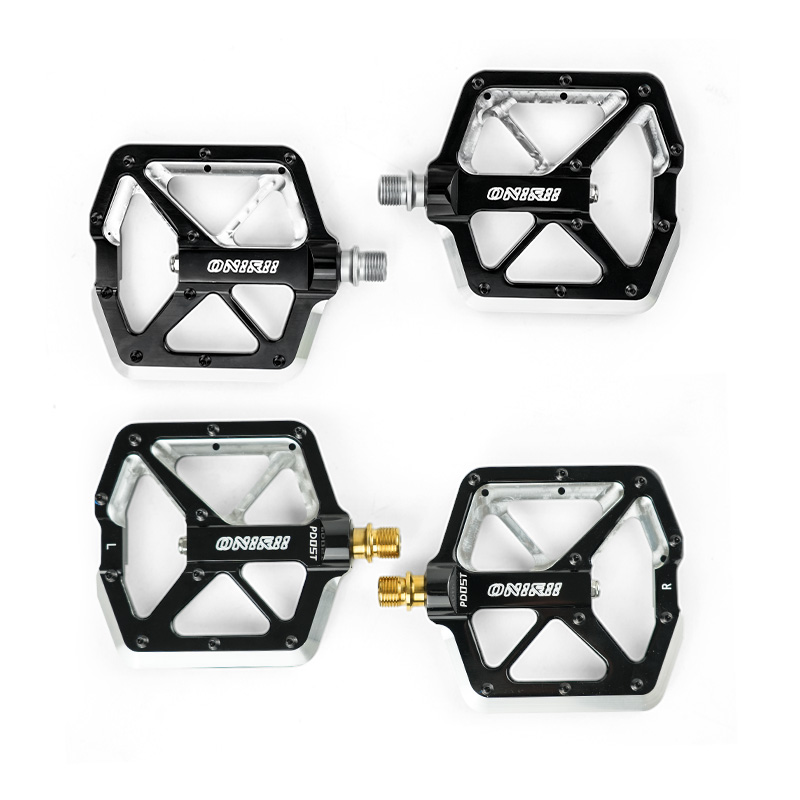 山地公路车CNC三培林锻造铝合金脚踏