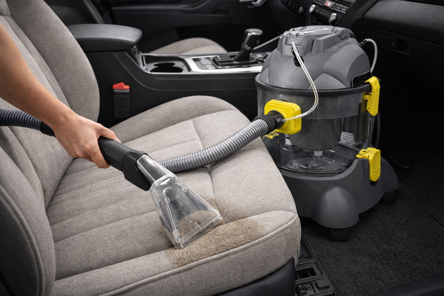 Portable Car Interior Upholstery Cleaner Machine with Spray Extraction and Transparent Tank