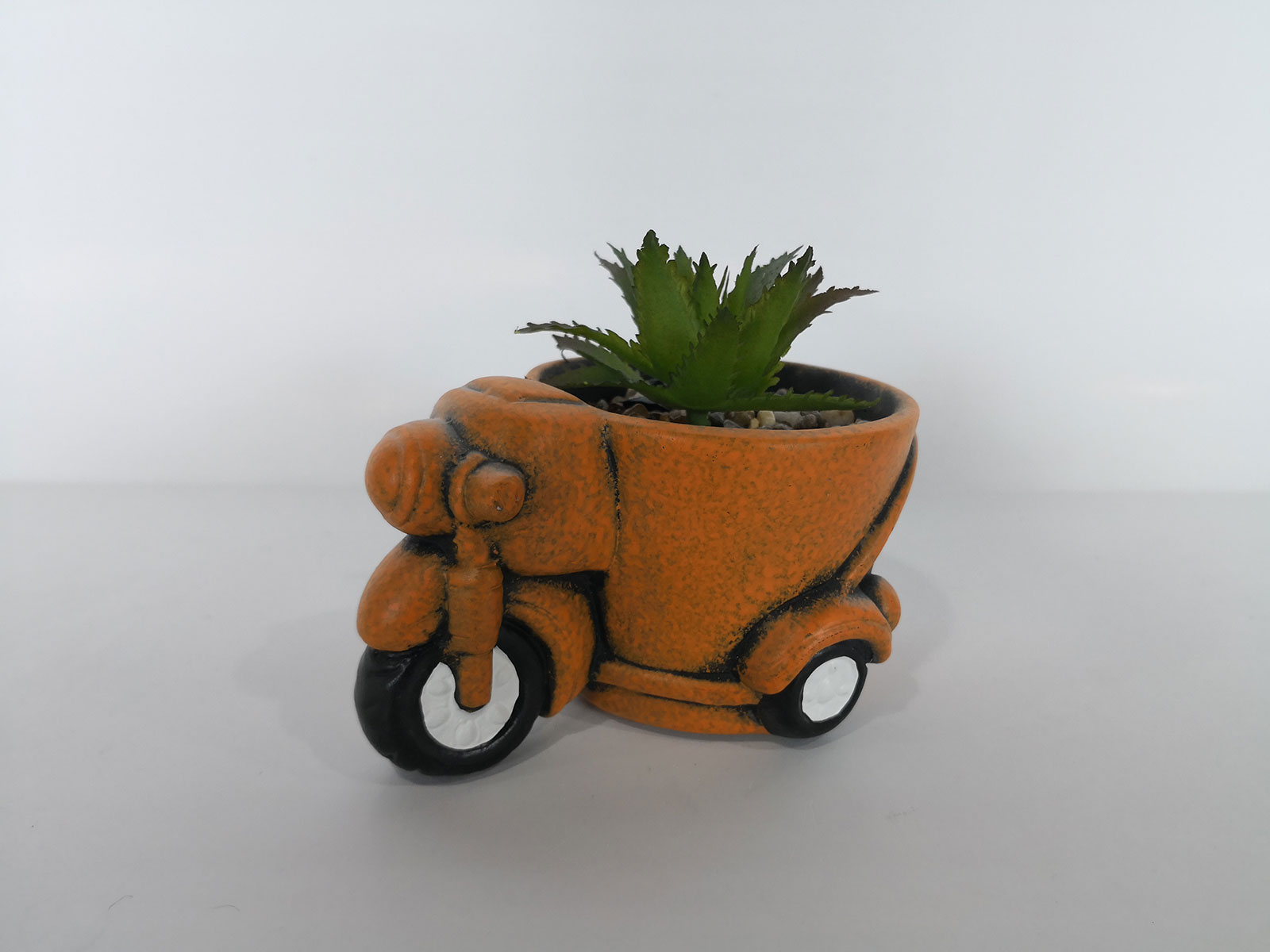 Ceramic cute toy car succulent pot