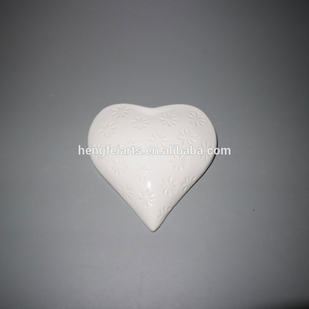 Heart shape Radiator Hanging Water Moisture Humidifier for air-condition and radiator