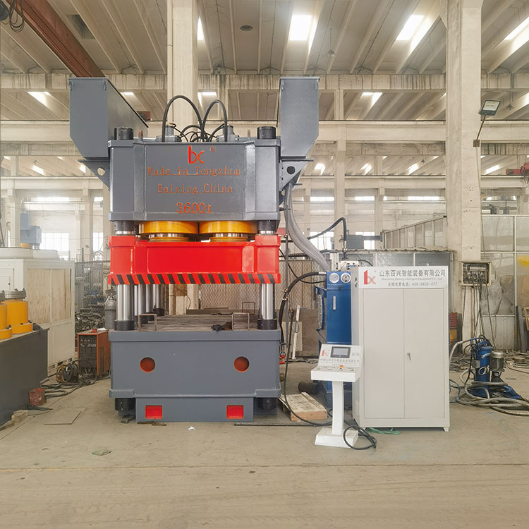3600 ton door panel embossing machine exported to Vietnam