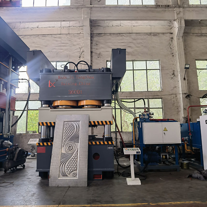 3600 ton Door panel embossing machine