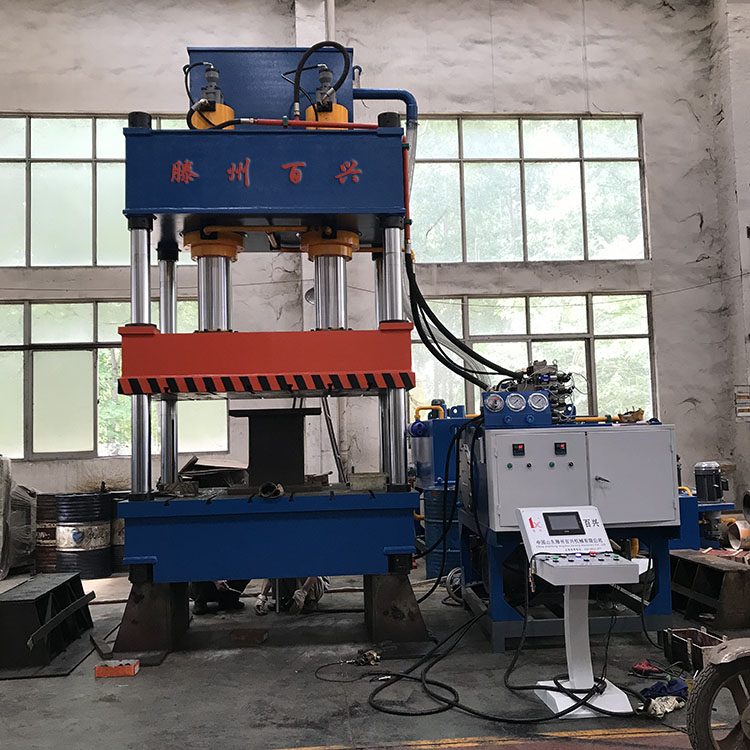 Tengzhou Baixing 315 ton four column hydraulic press