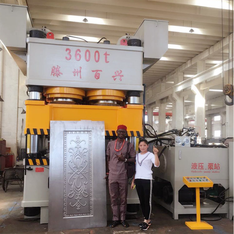 3600 ton Door panel embossing machine