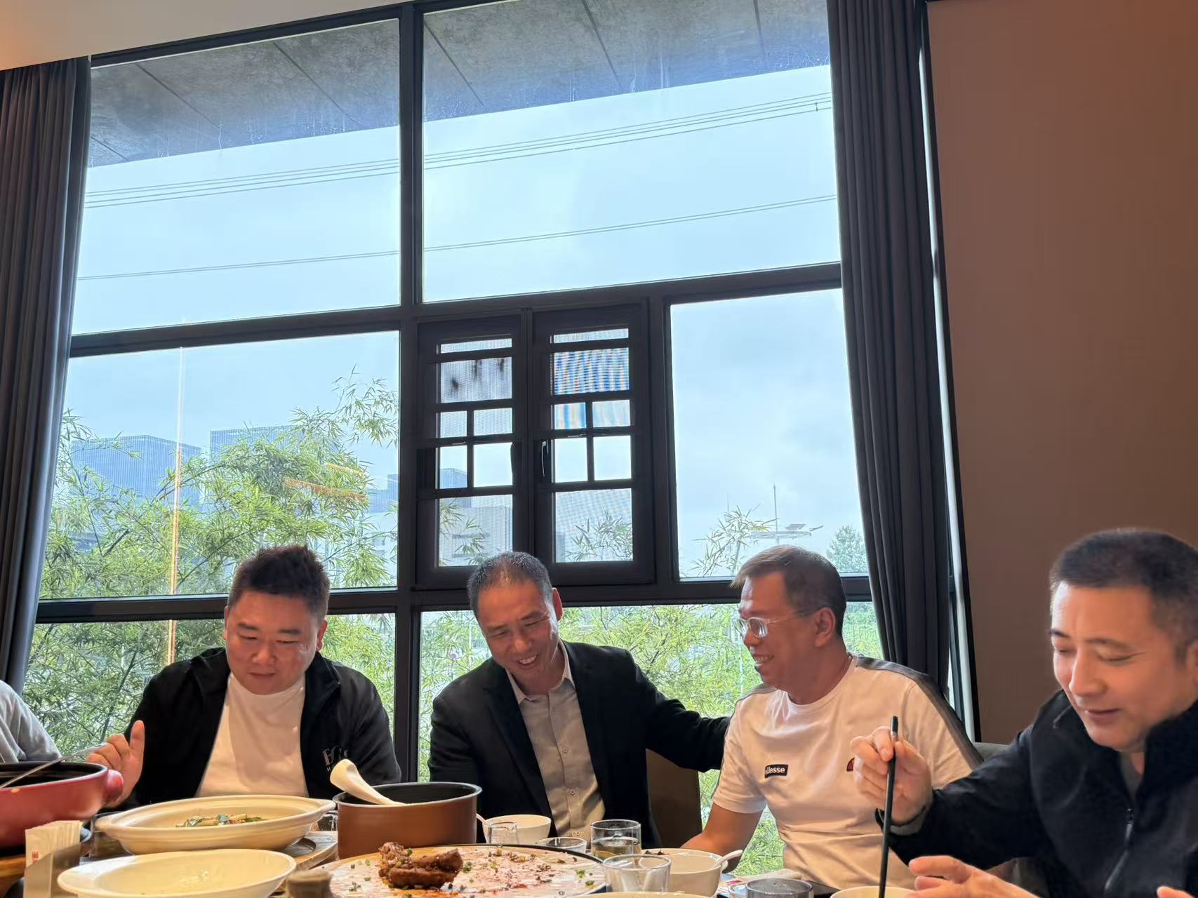 Как подготовиться к визиту клиента в офис Hunan Lvzhimei для обсуждения полиимидной ленты для золотых пальцев? |https://www.lvmeikapton.com/