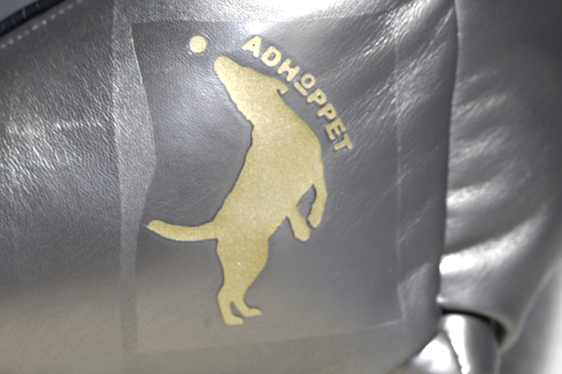 PU Anti-Scratch Easy Clean Dog Bed（AD-P002)