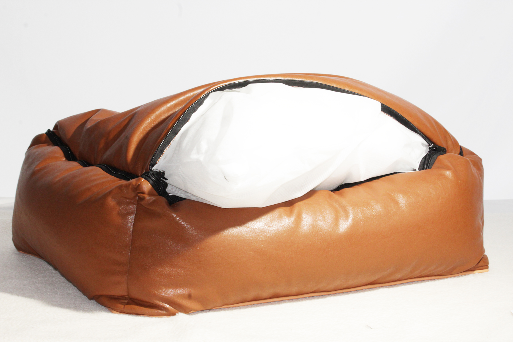 PU Anti-Scratch Easy Clean Dog Bed（AD-P001)