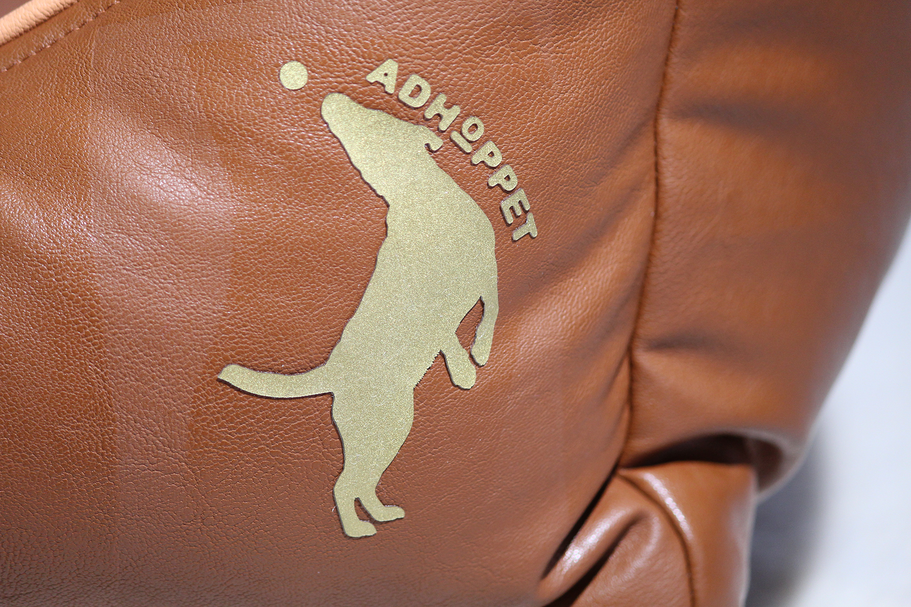 PU Anti-Scratch Easy Clean Dog Bed（AD-P001)