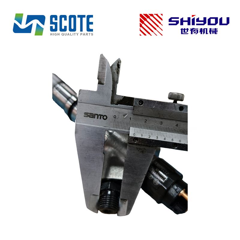 SCOTE 0445120236 6745-11-3102 13074417 4939061 4940170 5263308 Common Rail Auto Complete Diesel Fuel Injector for KOMATSU 6D114 PC300-8 DONGFENG Truck 5001849912 0986435501 ME194299