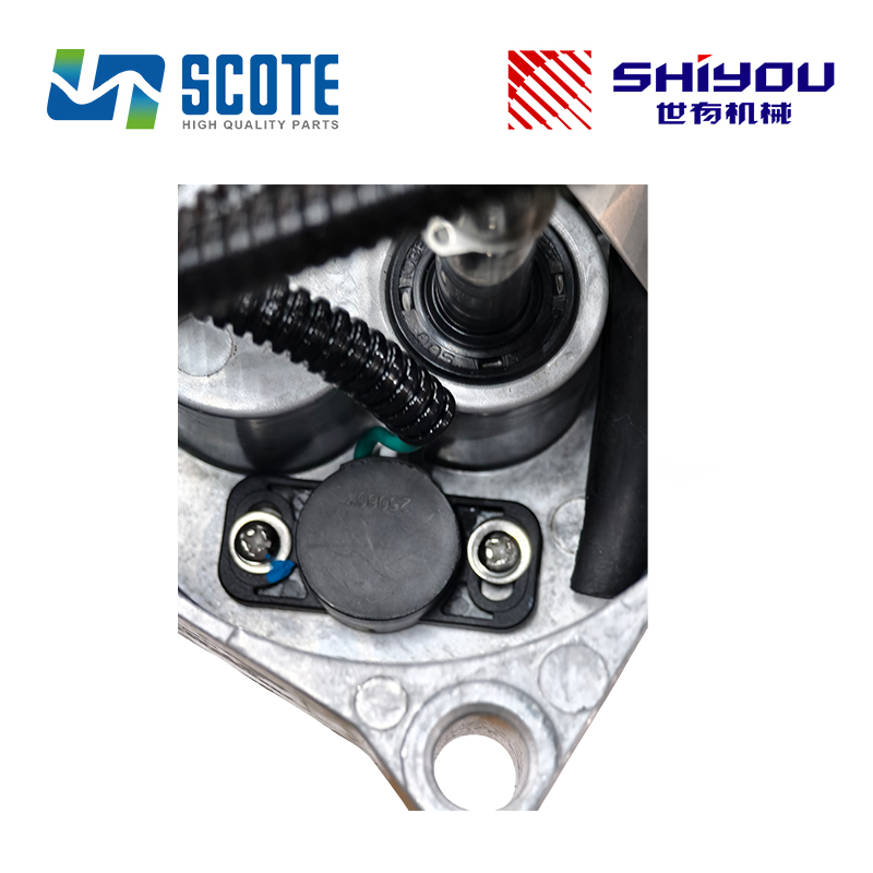 SCOTE 4614911 4360509 Throtthle Motor Stepper Motor Assembly Excavator Spare Parts HITACHI EX100-5 EX120-5 EX200-5 ZAX110 ZAX130 ZAX200 ZX330 ZAX450