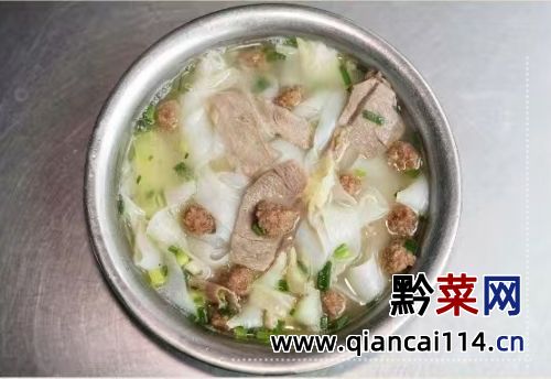 贵州美食--肉片圆子粉