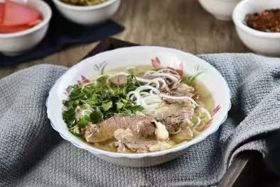 贵州美食－兴仁牛肉粉