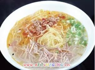 贵州美食-杠子面