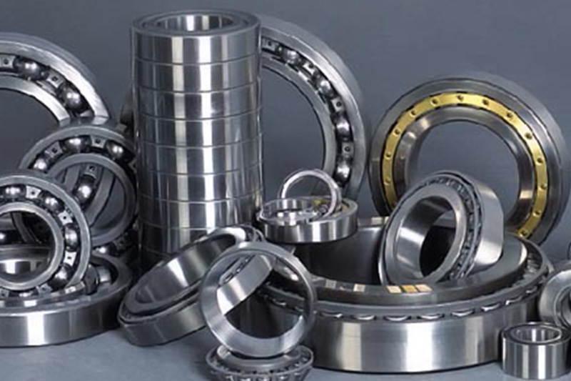 Common Factors Contributing to Magnetic Trace Defects in Bearing Outer Ring Cross-Sections
