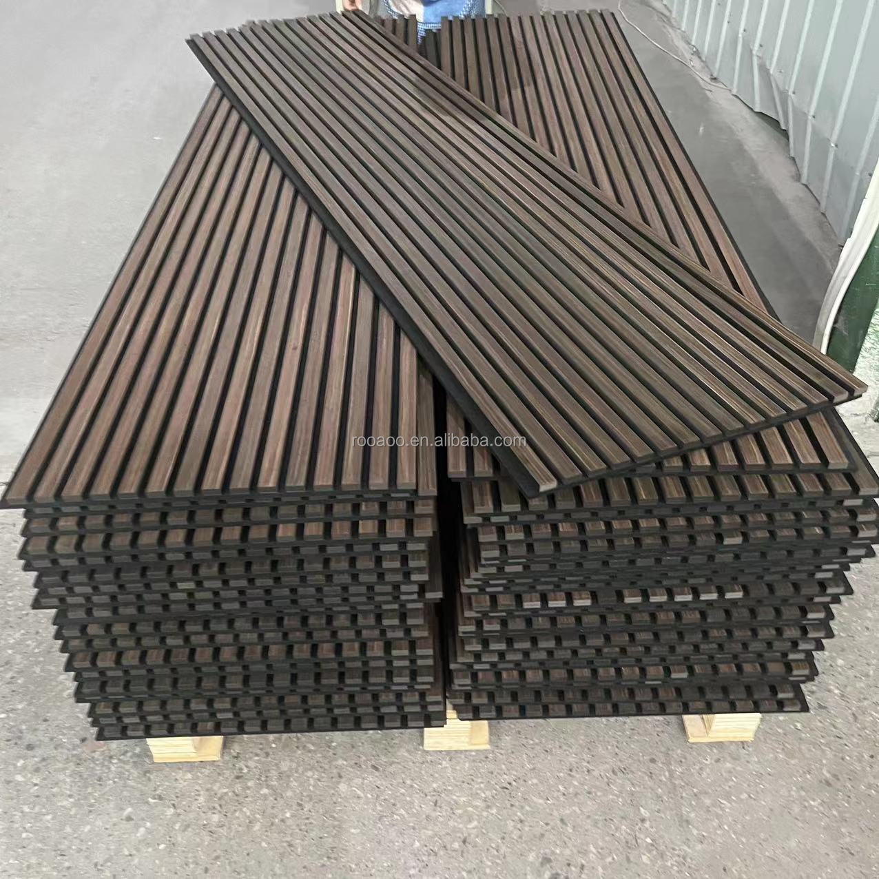 Free Samples Customized Indoor Interior Decoration Recyclable Natural Oak Slat Wood Acoustic Wall Panels MDF