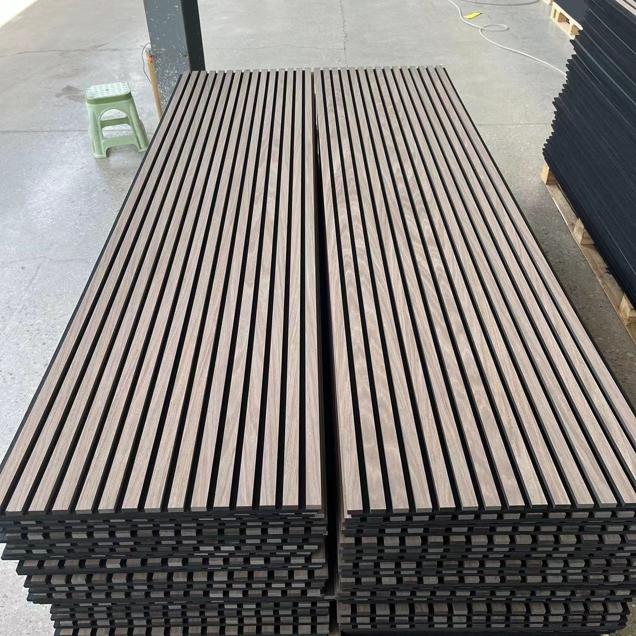 Customized Acoustic Wood Panel Wall 240*60 Nature Smoky Oak 60*60 Sound Proof Acoustic Ceiling Panels Acoustic Wall Panel