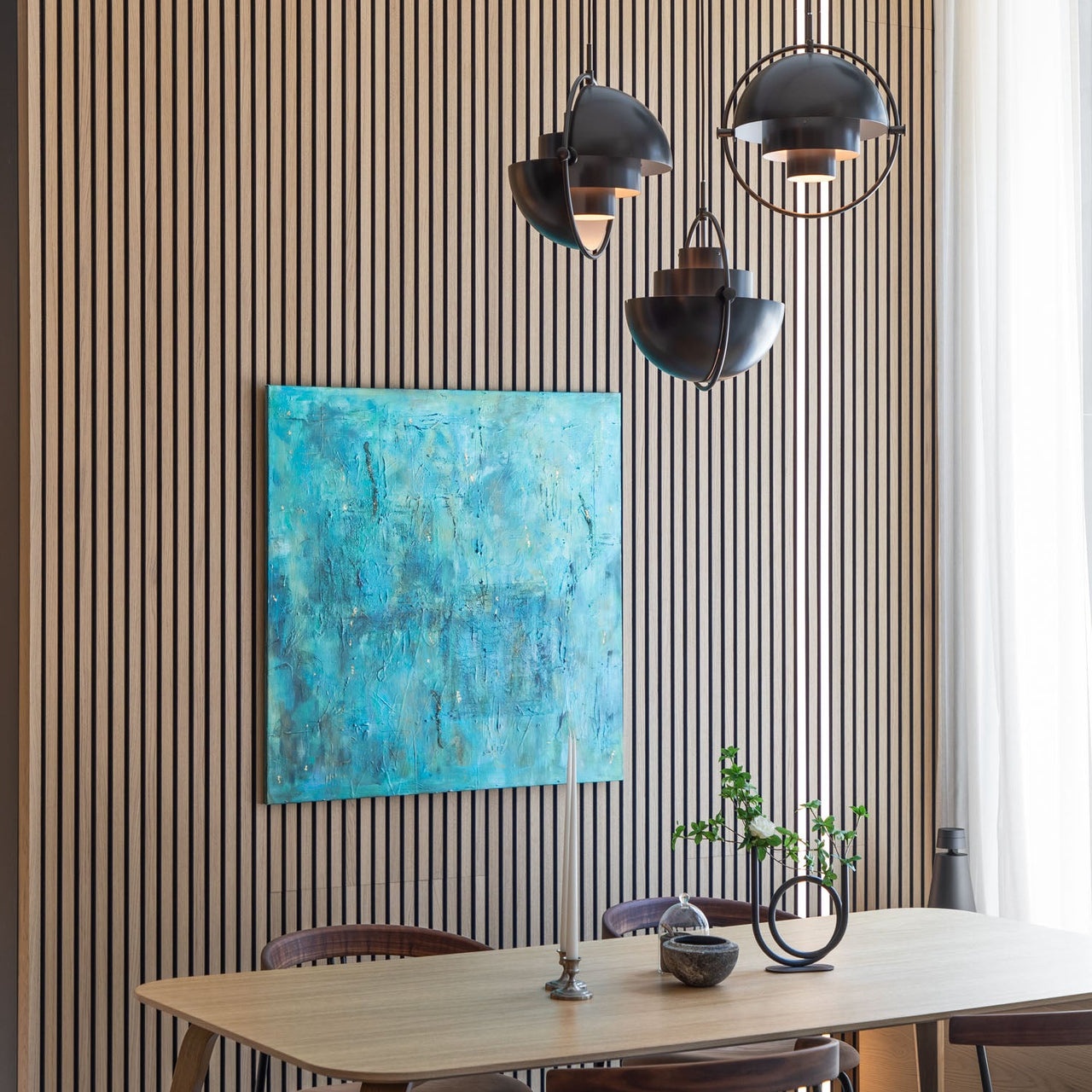 Panneau de mur en bois insonorisé panneau de clou insonorisé panneau MDF bande de bois 600mm PET feutre insonorisé panneau de suspension de plafond