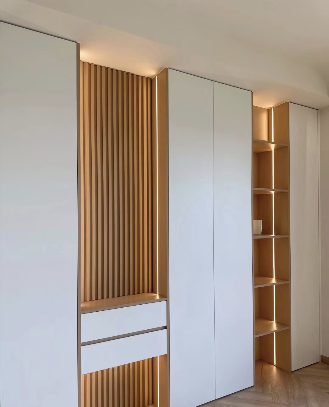 Vente directe d'usine en MDF rainuré flexible pour la décoration intérieure et extérieure