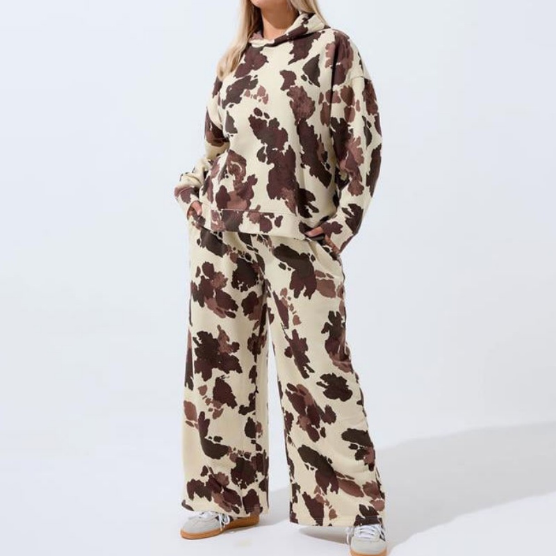 Premium Quality Custom Digital Printing Cotton Oversized Pullover Cow Print Animal Casual Wear Women's Hoodie Set