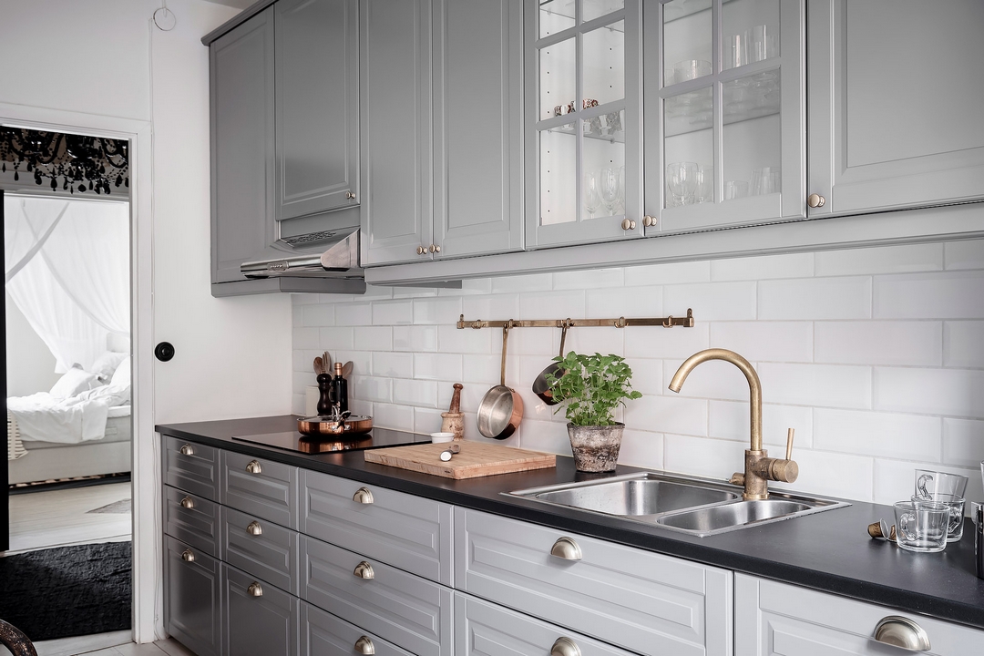 Kitchen Cabinets Stainless Steel Kitchen Cabinet with Modern Design with Luxury Kitchen Cabinets