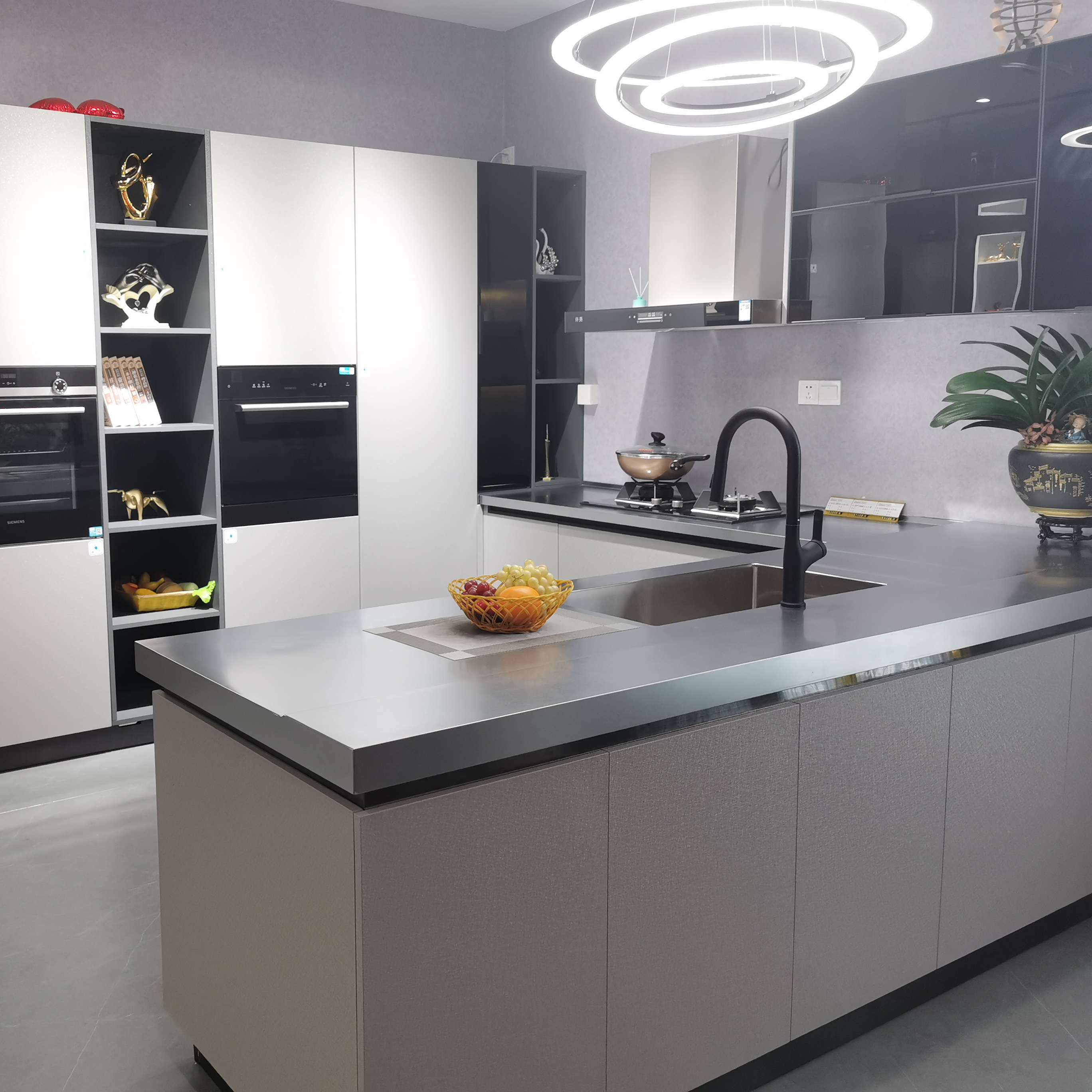 Modern Luxury Polished Cabinet