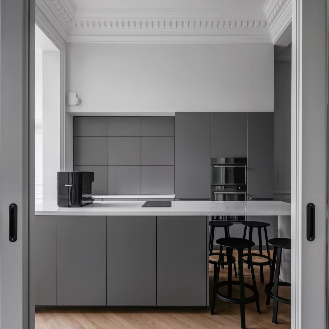 Modern Premium Luxury Kitchen Interiors