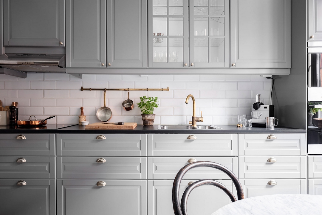 Kitchen Cabinets Stainless Steel Kitchen Cabinet with Modern Design with Luxury Kitchen Cabinets