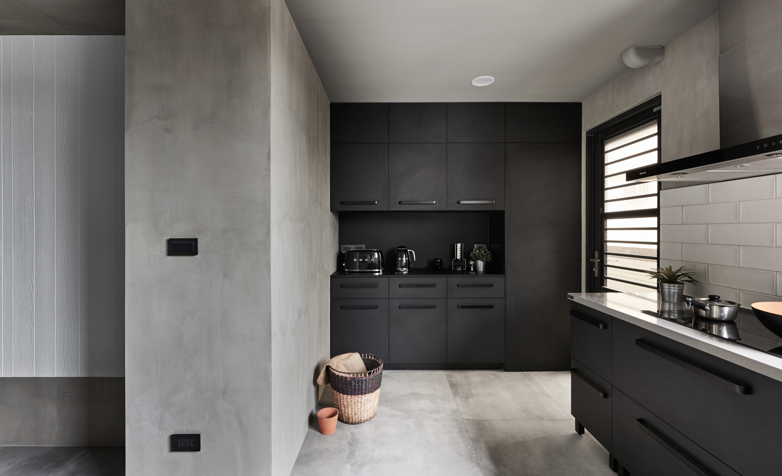 Architectural Elegance: Cabinets for Modern Villas