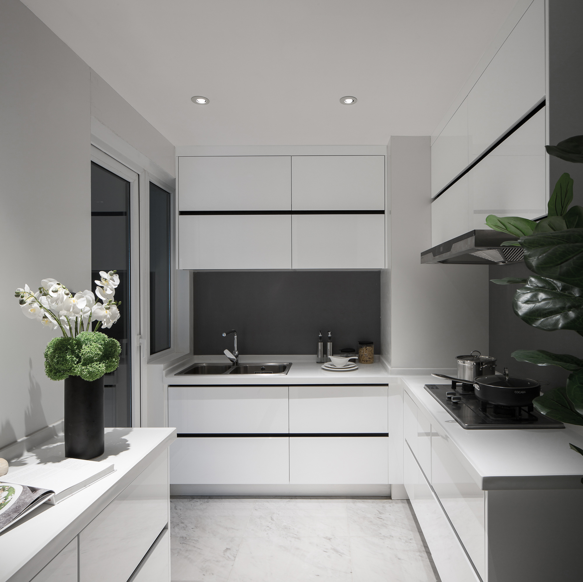 Modern Kitchen Design Cabinet with Stainless Steel Kitchen Cabinet and High Gloss Grey Lacquer Kitchen Cabinet