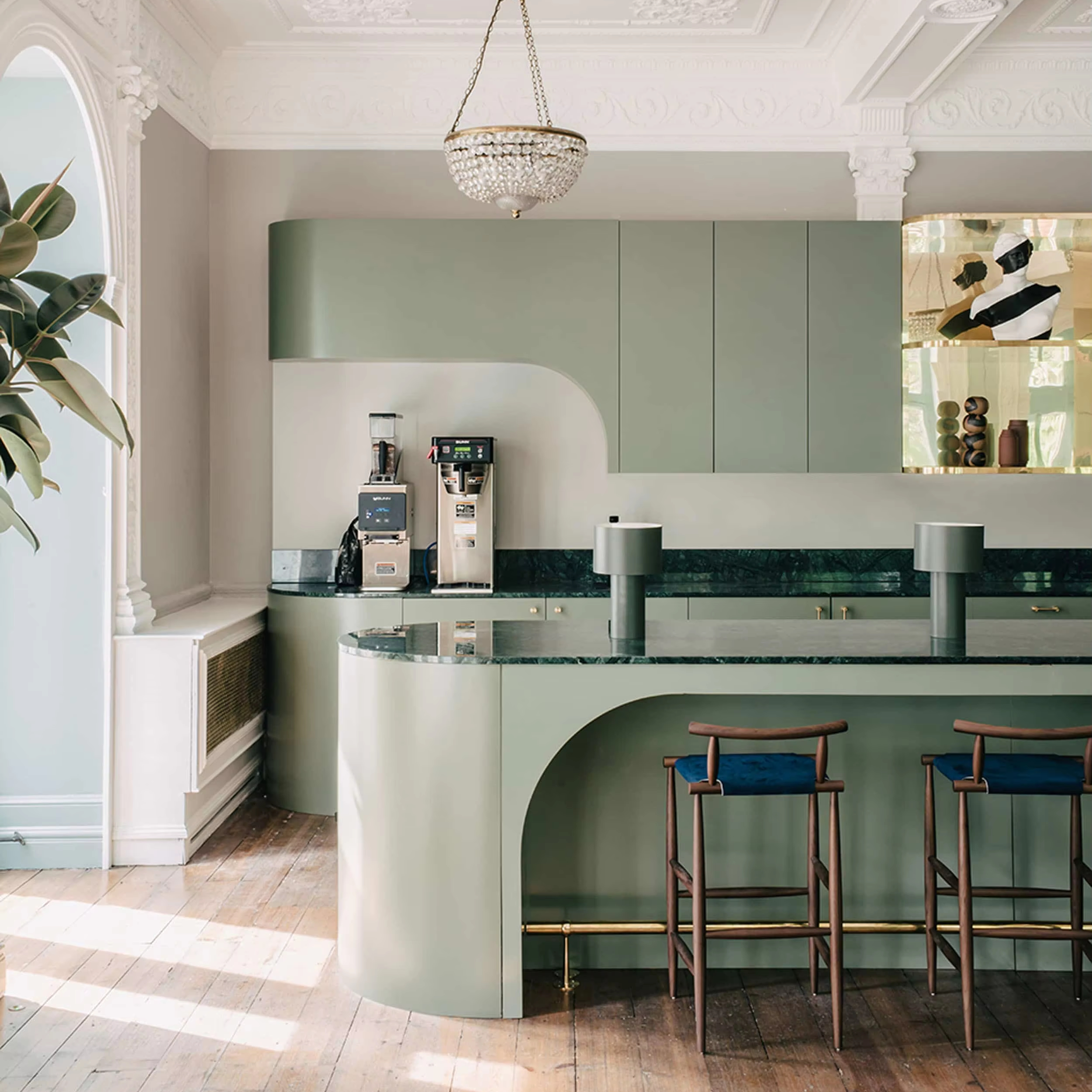 Luxury Stainless Steel Kitchen Cabinets for Rental Properties