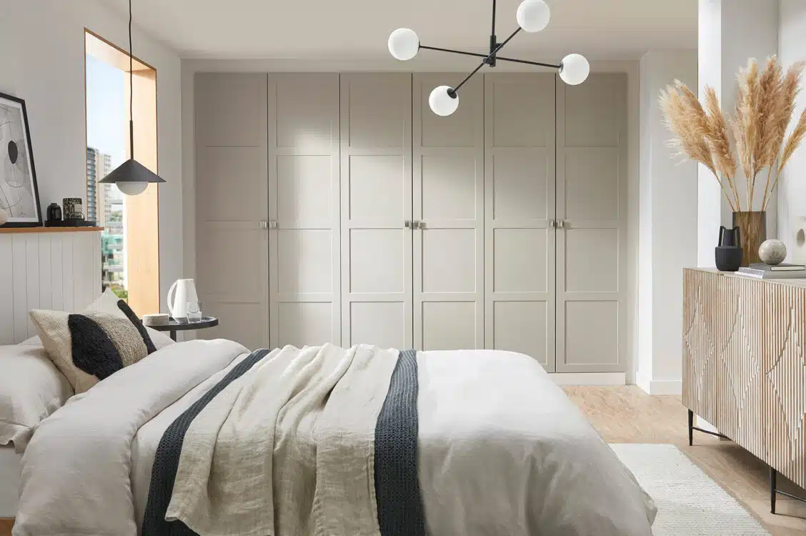 Modern Customize Bedroom Female Wardrobes High End Design Bedroom Wardrobes Switch for Cabinet Door Wardrobe Led Light Sensor