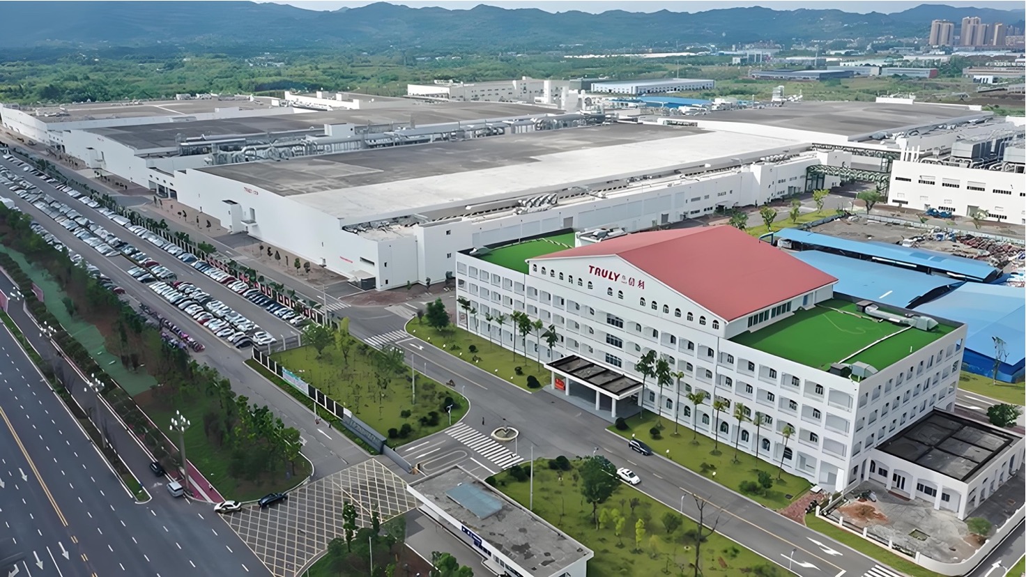 The production area of the 5th generation TFT-LCD high-end display in Chengdu, Sichuan Province