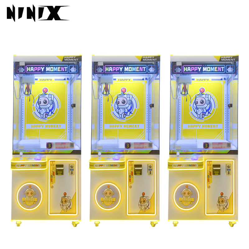 Most Popular Arcade Astronaut Robot Claw Machine Toy for Parent-Child & Couple Entertainment Coin-Operated Doll Machine