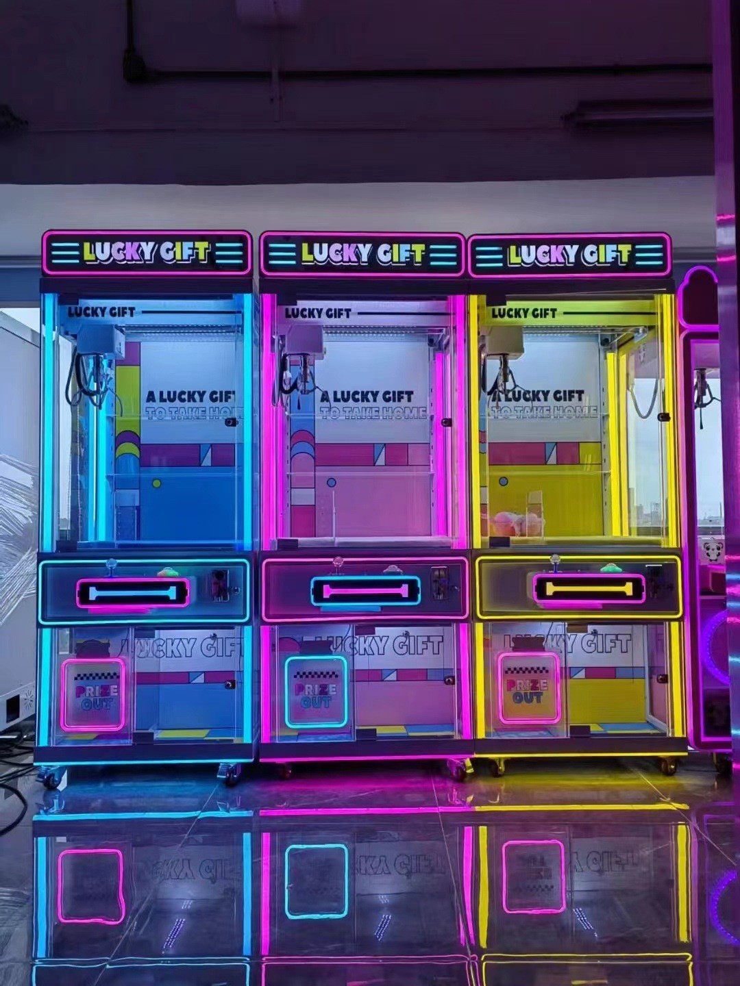 Coin Operated Claw Machine LED Plush Crane Arcade Game Cabinet Catcher Toy Machine for Mall Shop Indoor Amusement Center